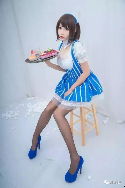 女仆让我舔丝袜,女仆的私密诱惑之旅