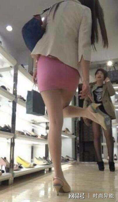 女人的丝袜屁股图,女性丝袜屁股的性感魅力解析
